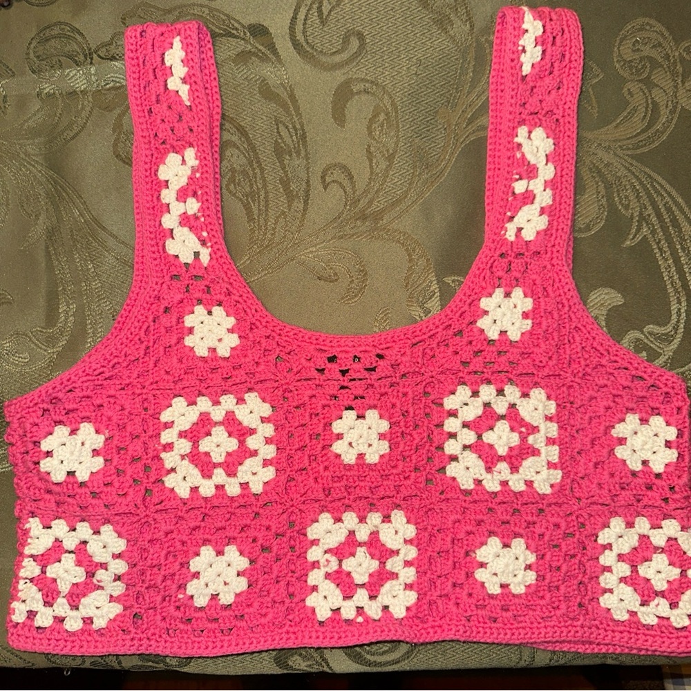 Forever 21 Crochet Granny Square Crop Hot Pink& White Top Boho Hippie Size Large
